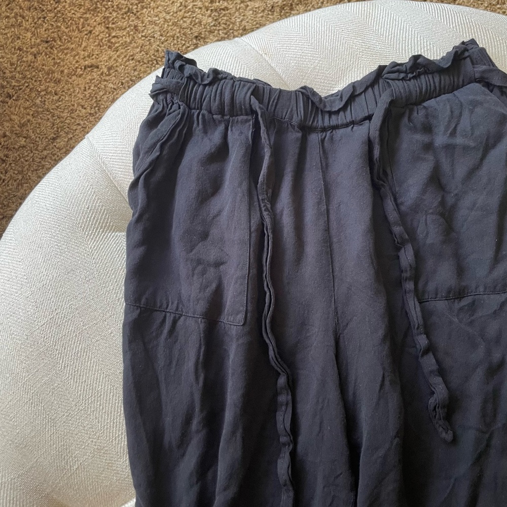 Light capris - Picture 3 of 4